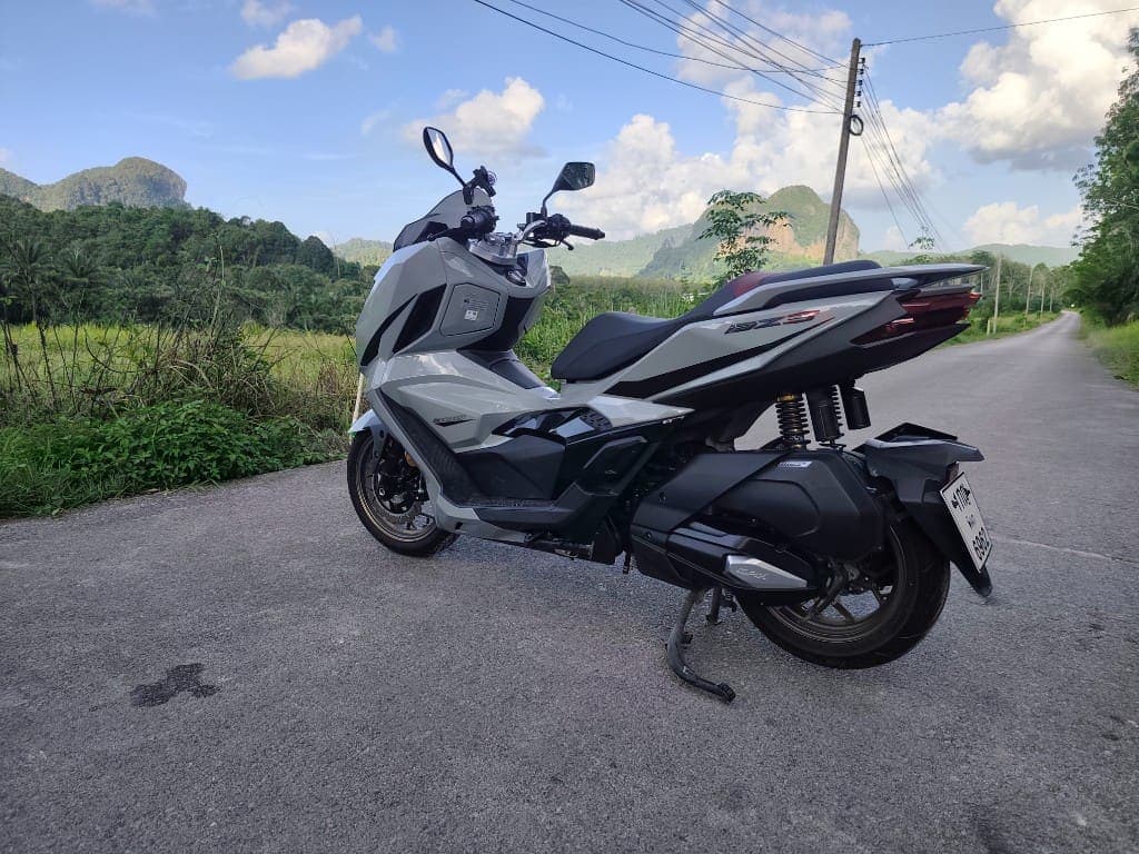 GPX DZ3 rear view — premium scooter for hire in Krabi