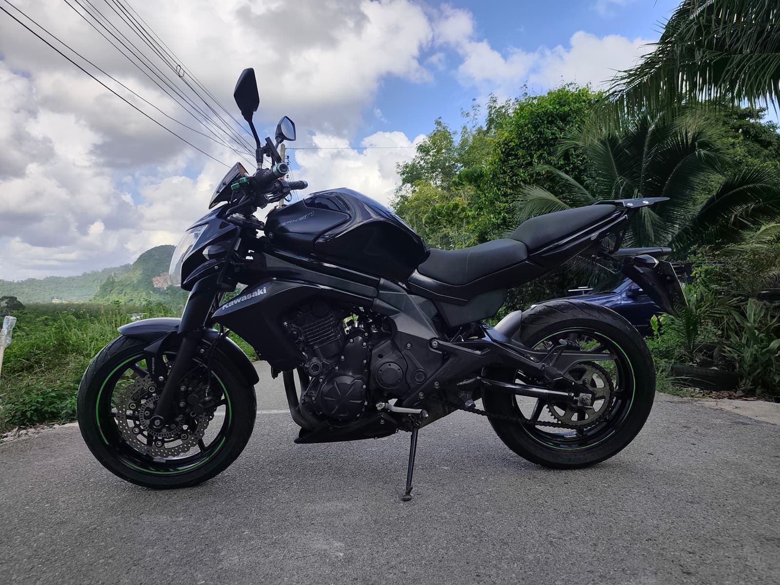 Kawasaki ER-6n — motorcycle rental in Krabi