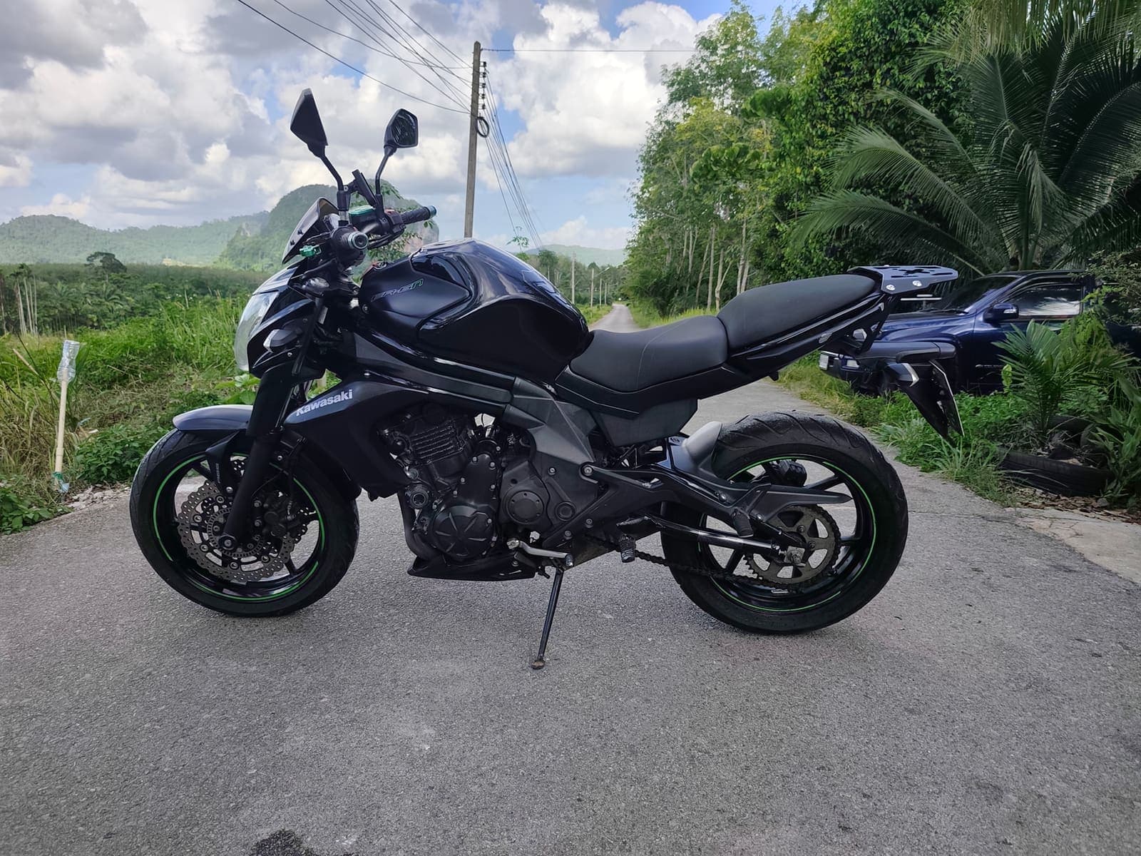 Kawasaki ER-6n versatile naked motorcycle for exploring Krabi