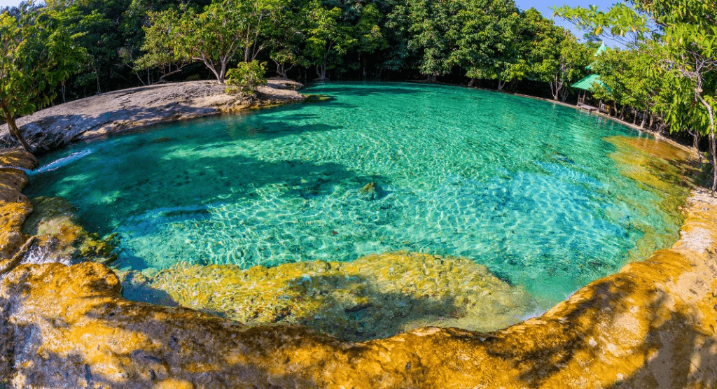Crystal-clear emerald water at Sa Morakot (Emerald Pool), Khlong Thom — Iconic Krabi itinerary
