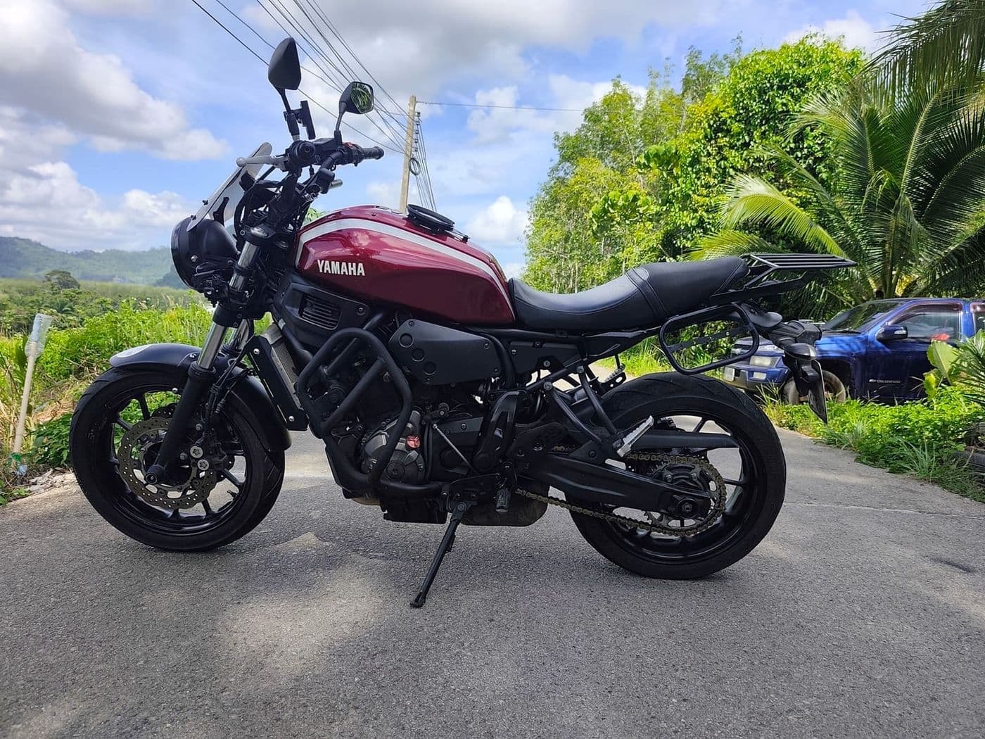Yamaha XSR700 retro sport motorcycle perfect for Krabi coastal roads